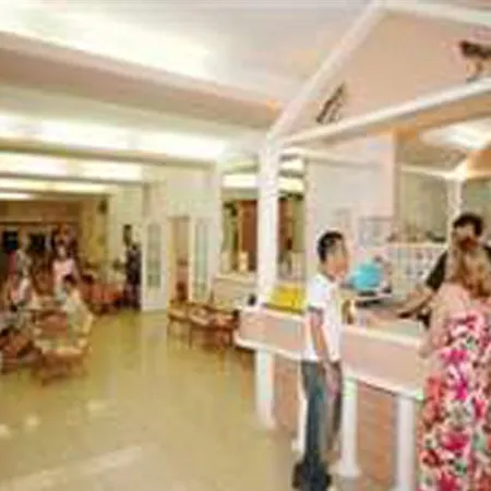 Oasis Hotel